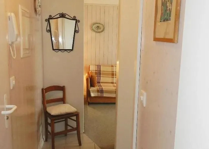 Suzanne Nr- 27 By Interhome Apartment *